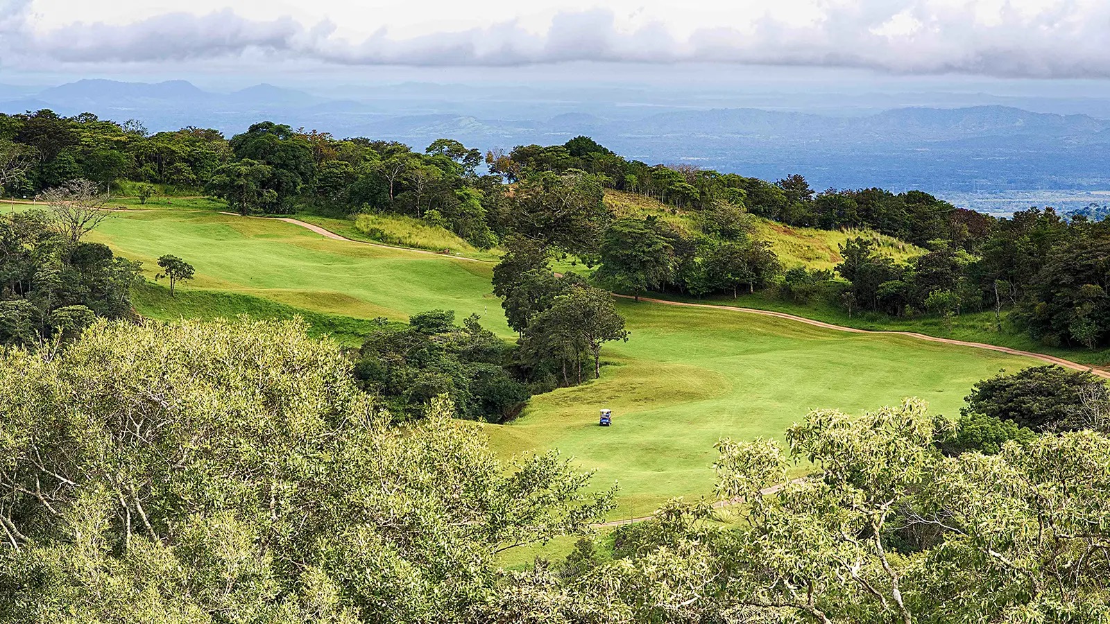 Lucero Residences Golf & Wellness Resort