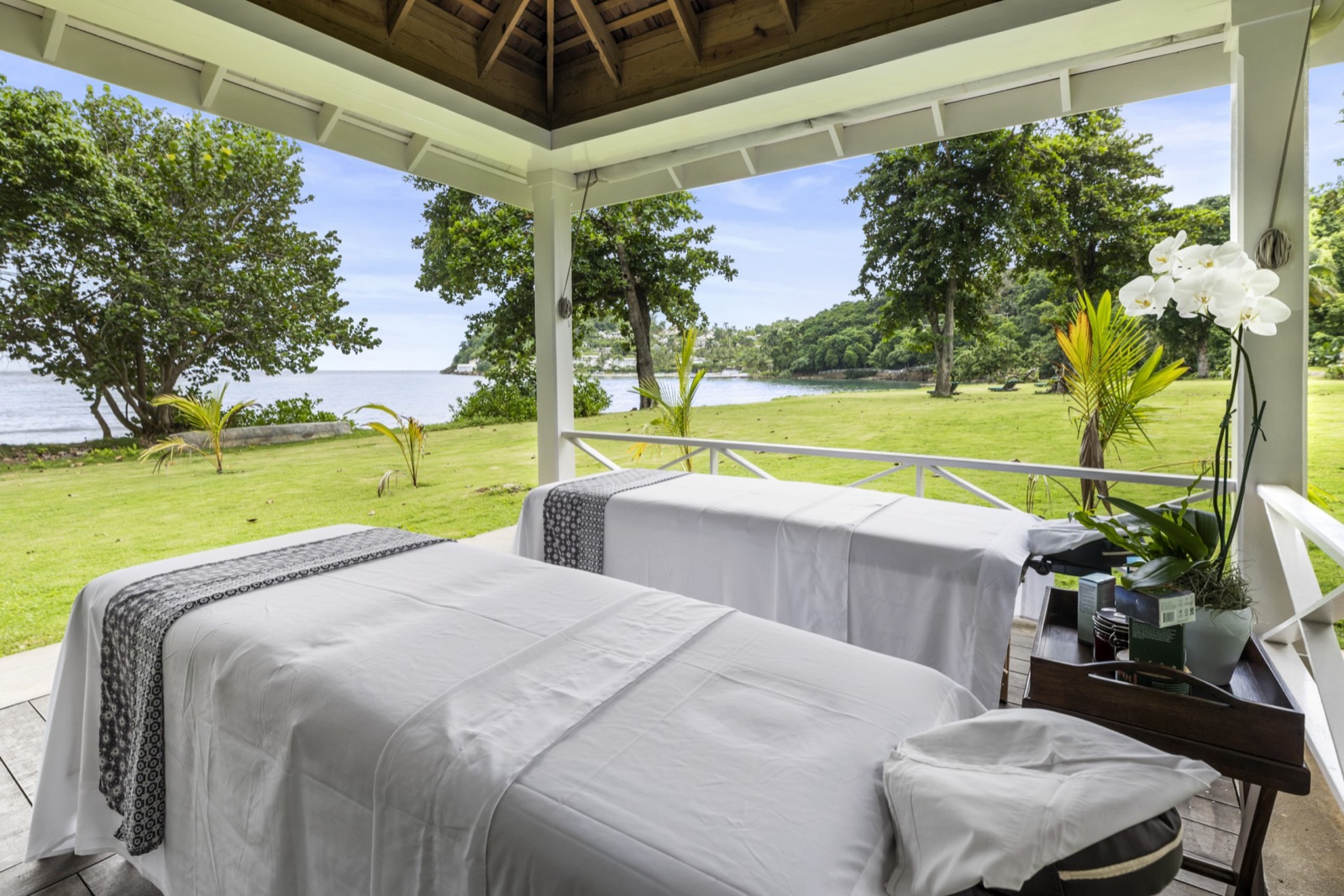 Round Hill Hotel and Villas